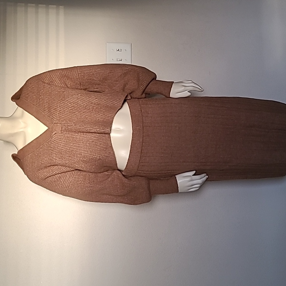 Calligraphie Sweater Set - image 5